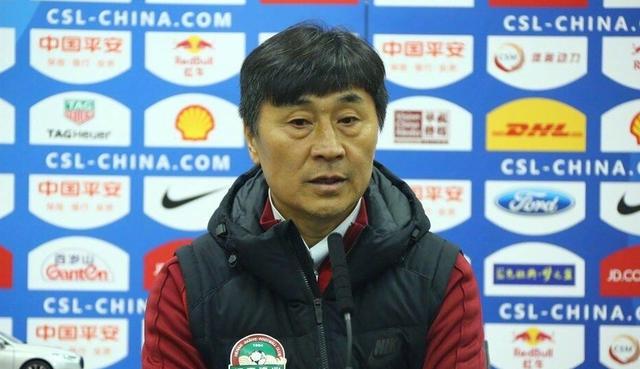 DAZN指出，赛后穆里尼奥、所有罗马球员和工作人员拒绝接受媒体的采访，其中穆帅走过媒体区，向佛罗伦萨主帅伊塔利亚诺致意后离开。